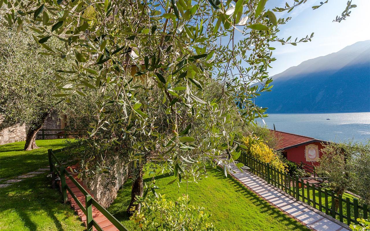 Hotel La Gardenia & Villa Oleandra Limone sul Garda Exterior photo